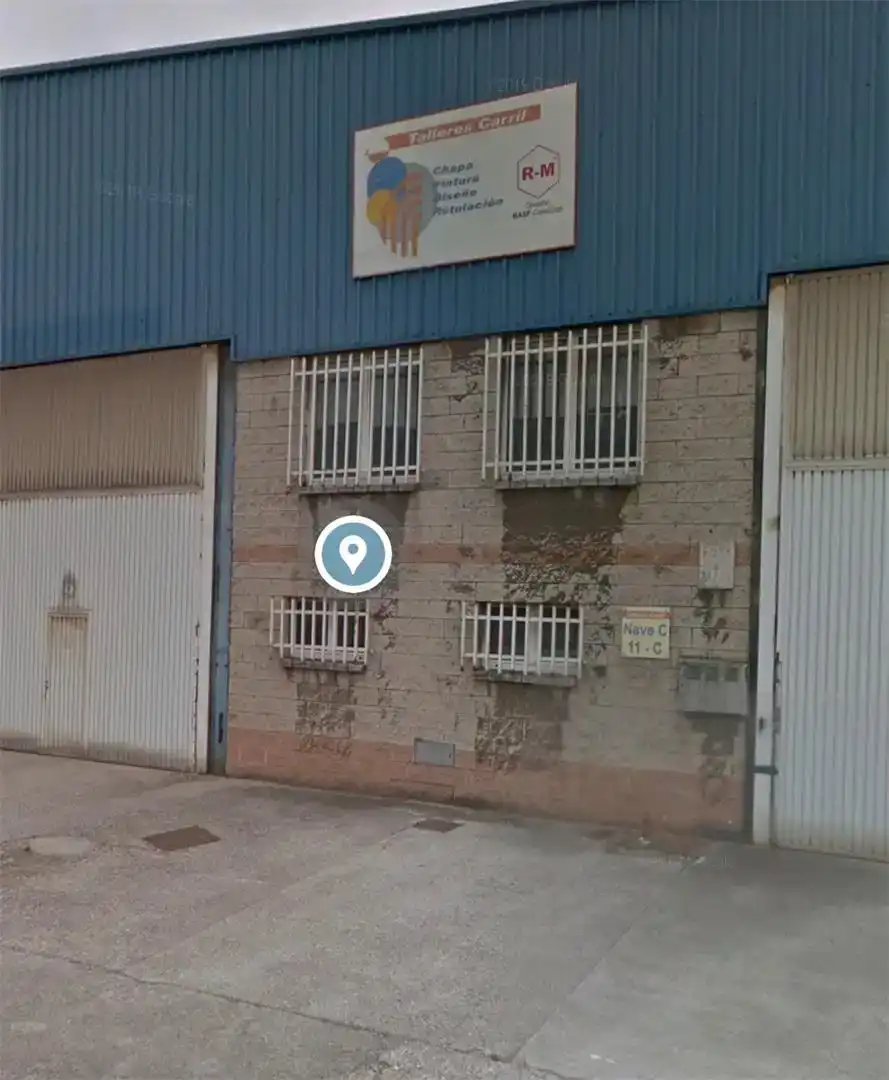 Außenansicht von Fabrikhallen zur Miete in Carreño