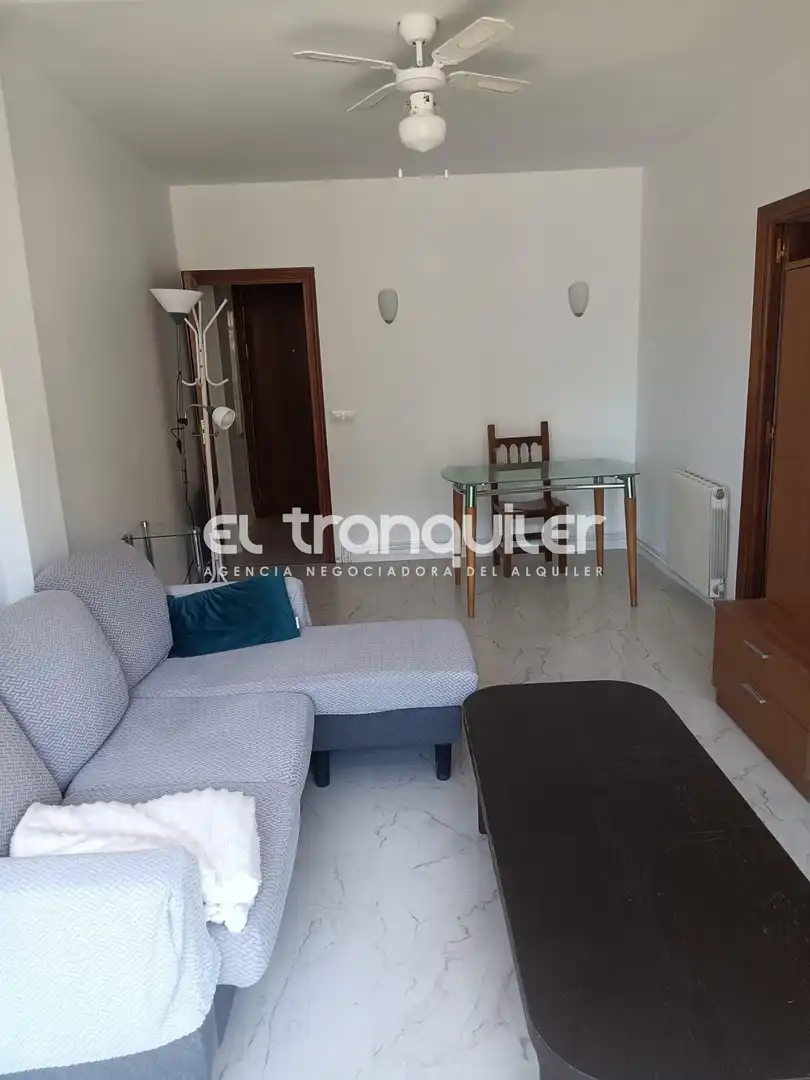 Sala de estar de Piso de alquiler en Móstoles con Aire acondicionado, Trastero y Amueblado