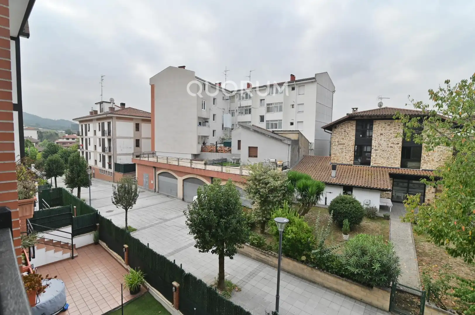 Vista exterior de Pis en venda en Larrabetzu amb Calefacció, Terrassa i Moblat