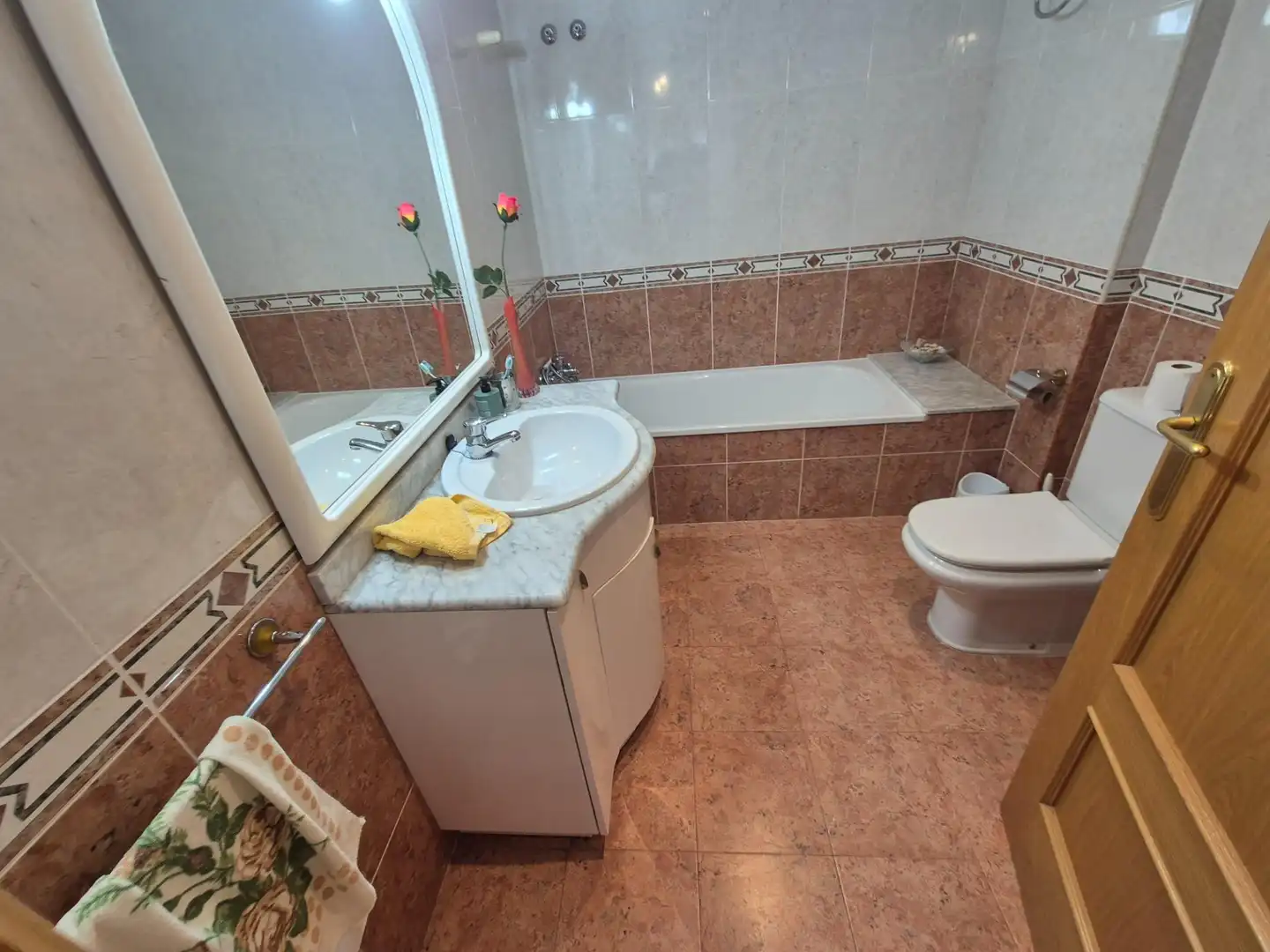 Baño de Piso en venta en Elda con Aire acondicionado, Calefacción y Amueblado