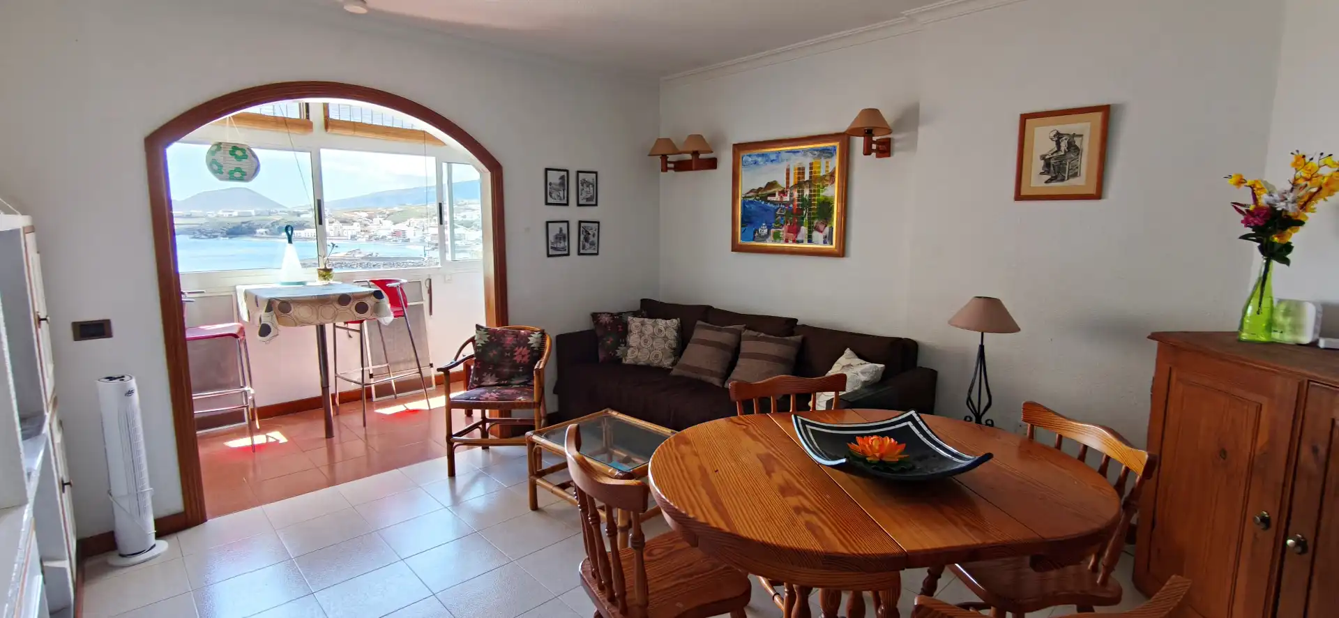 Sala de estar de Apartamento de alquiler en Candelaria con Amueblado, Horno y Lavadora
