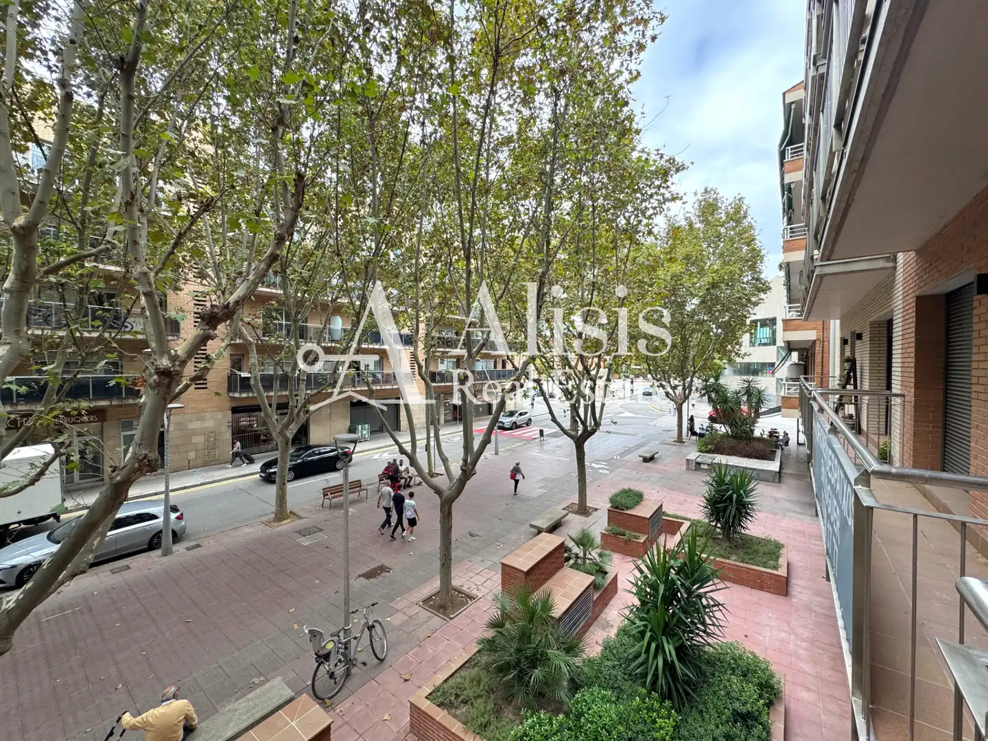 Vista exterior de Oficina de alquiler en Molins de Rei, Barcelona