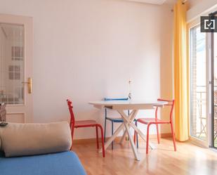 Bedroom of Flat to rent in  Madrid Capital  with Air Conditioner and Balcony