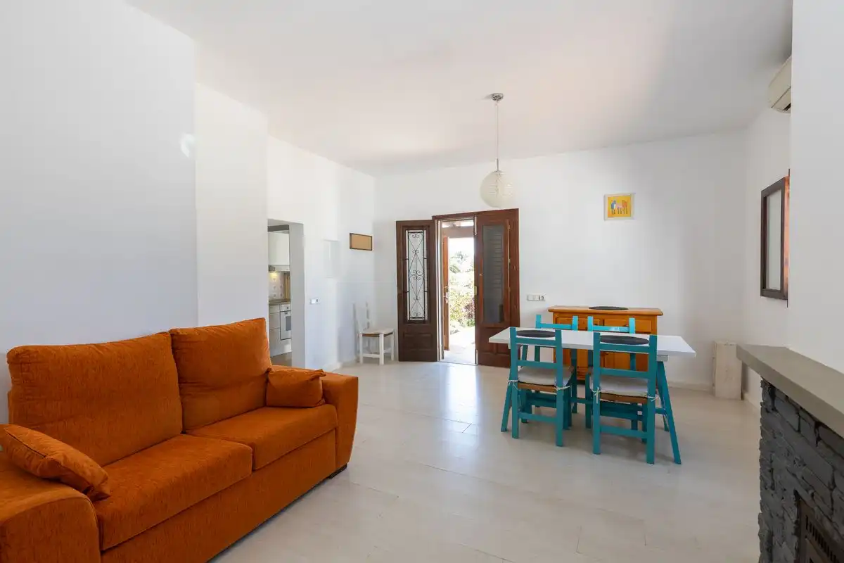 Casa rústica con terraza en venta en Sant Agustí-Cala de Bou, imagen 5