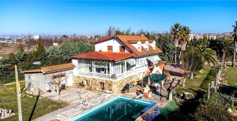 Exterior view of House or chalet for sale in Utebo  with Air Conditioner, Heating and Private garden