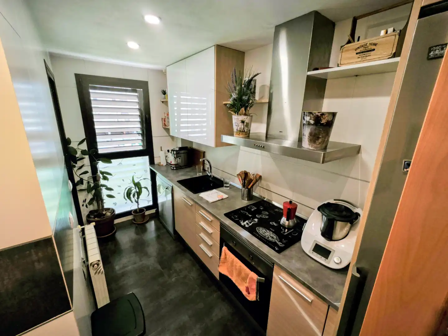 Cocina de Piso en venta en Madrid con Aire acondicionado, Calefacción y Jardín privado