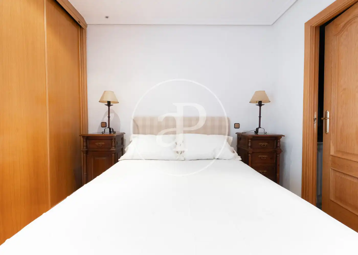 Flat for rent in Calle de María de Guzmán, Ríos Rosas - Nuevos Ministerios