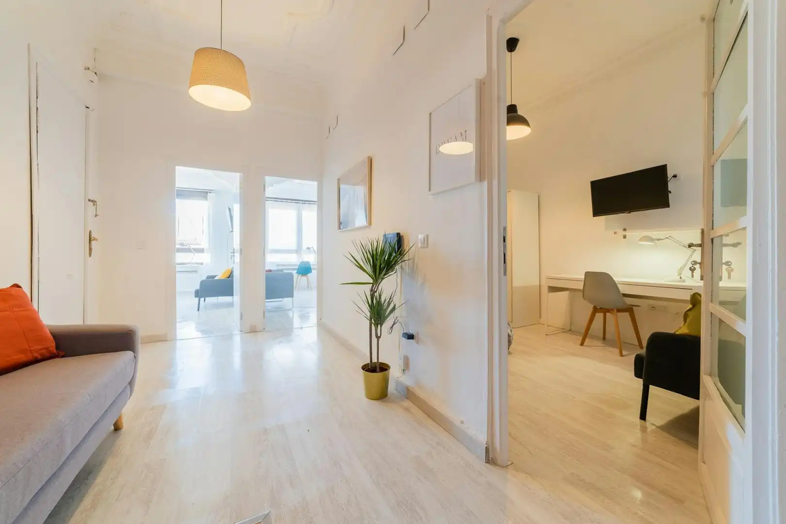 Flat for share in Valencia  with Furnished, Washing machine and TV