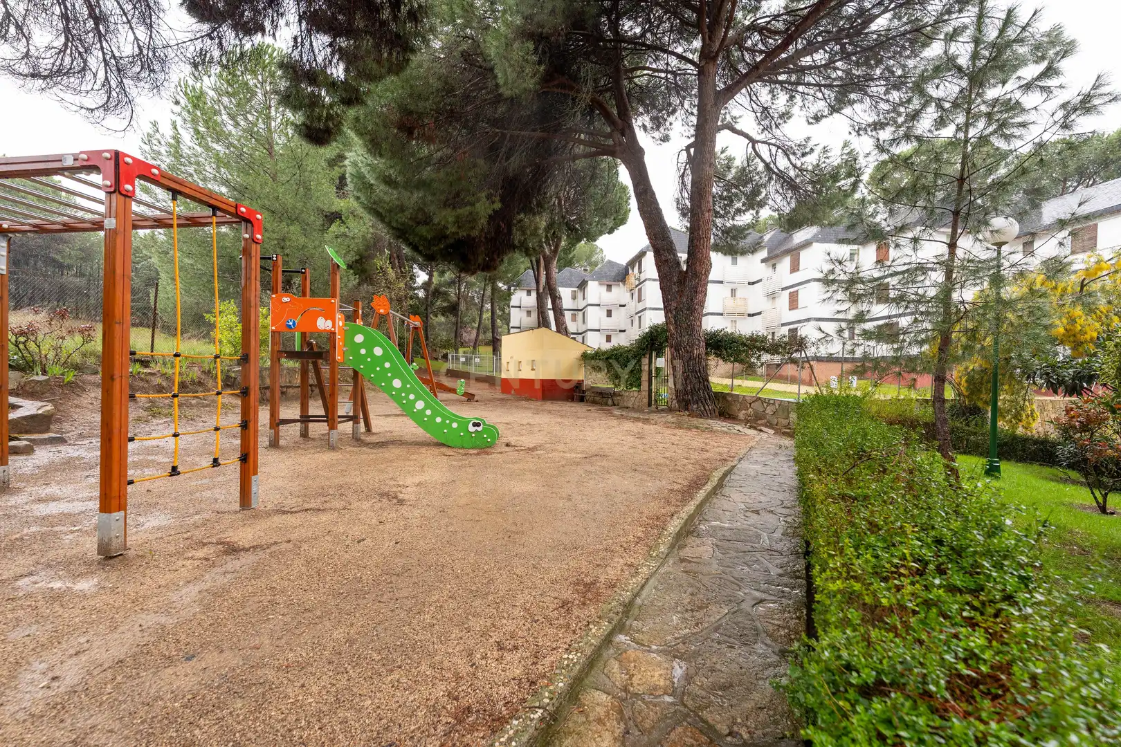 Garten von Wohnungen zum Verkauf in San Martín de Valdeiglesias mit Klimaanlage, Privatgarten und Möbliert