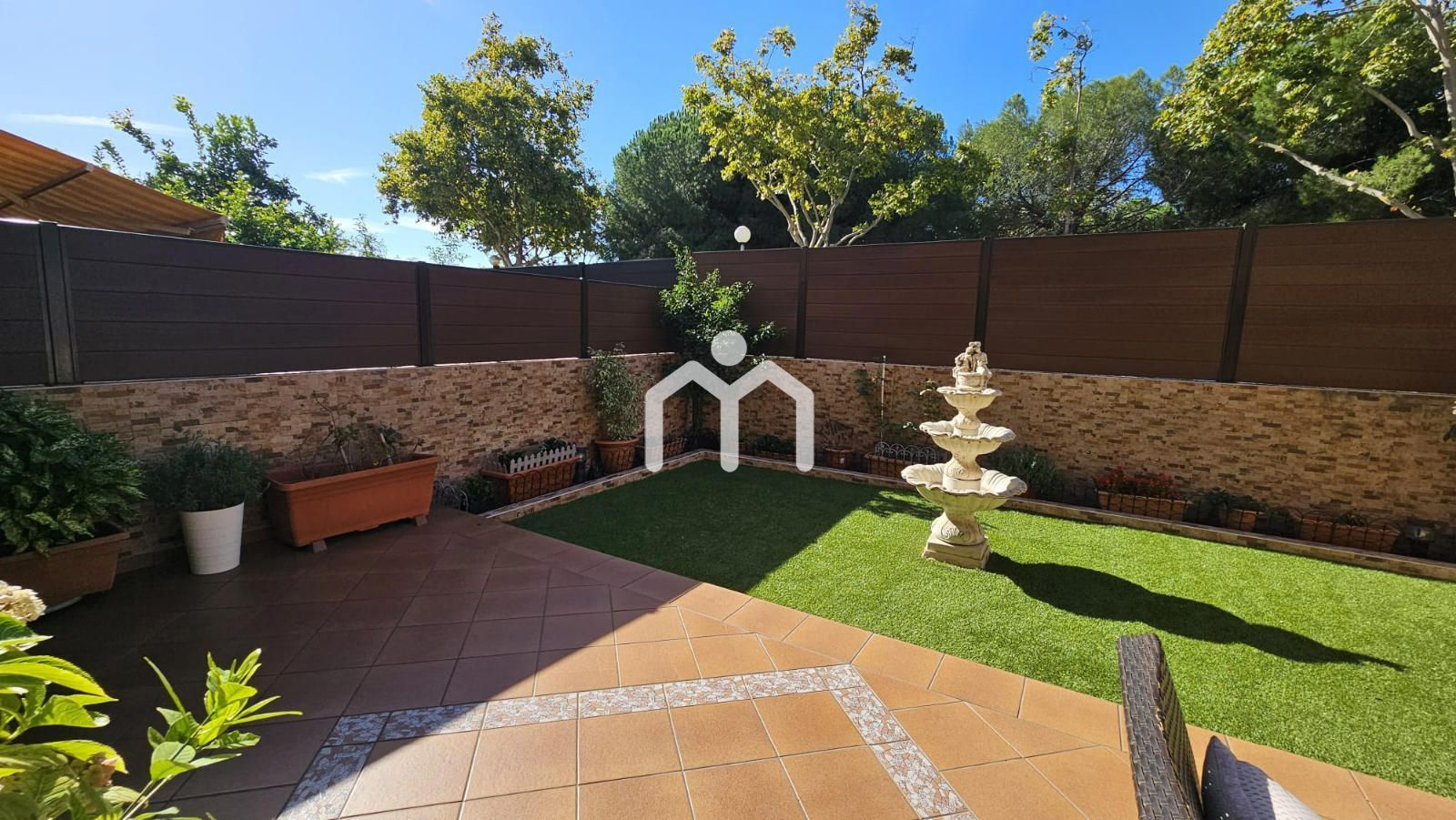 Jardí de Casa adosada en venda en Badalona amb Calefacció, Parquet i Terrassa