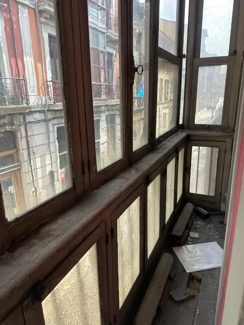 Außenansicht von Gebäude zum Verkauf in Avilés