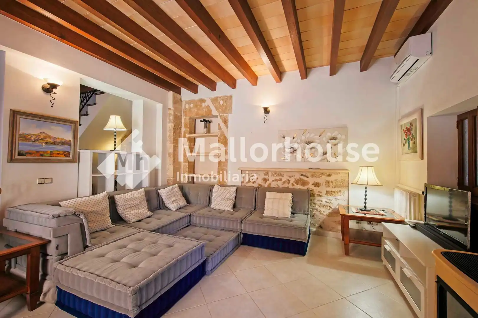 Living room of Detached homes for sale in Alcúdia  with Air Conditioner, Private garden and Terrace