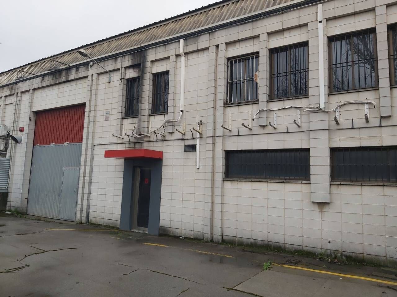 Exterior view of Industrial buildings for sale in Sant Cugat del Vallès