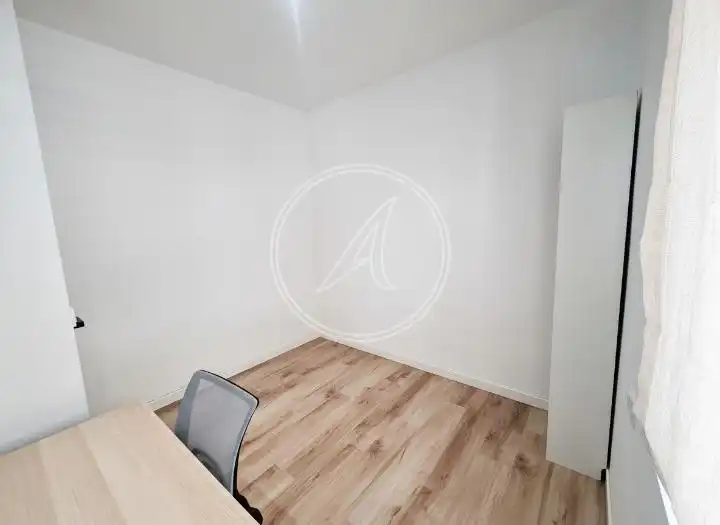 Piso con ascensor en venta en Avenida Condes de Soto Ameno, imagen 24