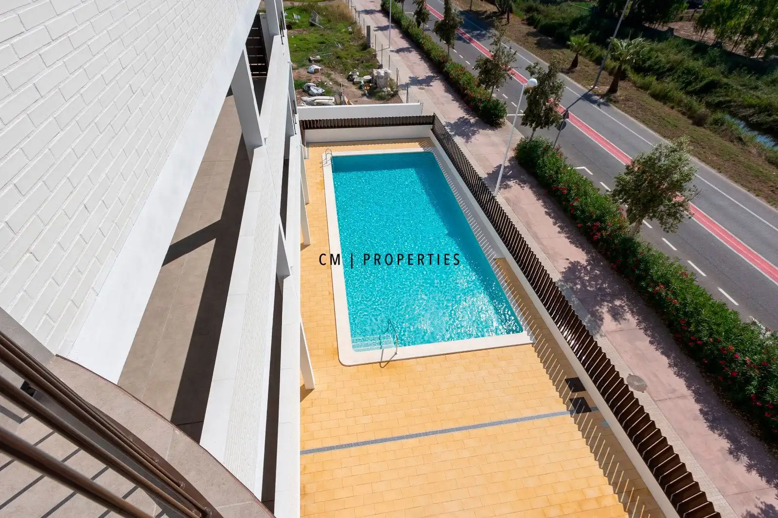 Swimming pool of Attic for rent in Sagunto / Sagunt  with Air Conditioner, Heating and Parquet flooring
