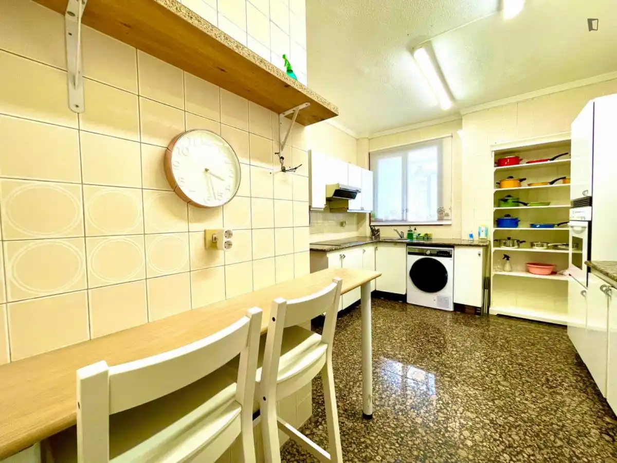 Room in Castaños - Begoñaibarra