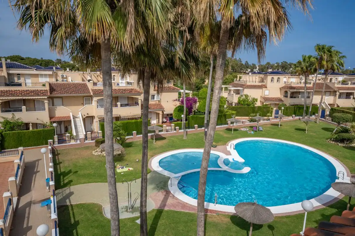 Jardí de Dúplex en venda en Pilar de la Horadada amb Aire condicionat, Calefacció i Jardí privat