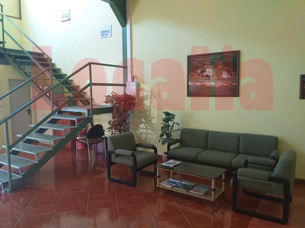 Office to rent in Camargo  with Furnished