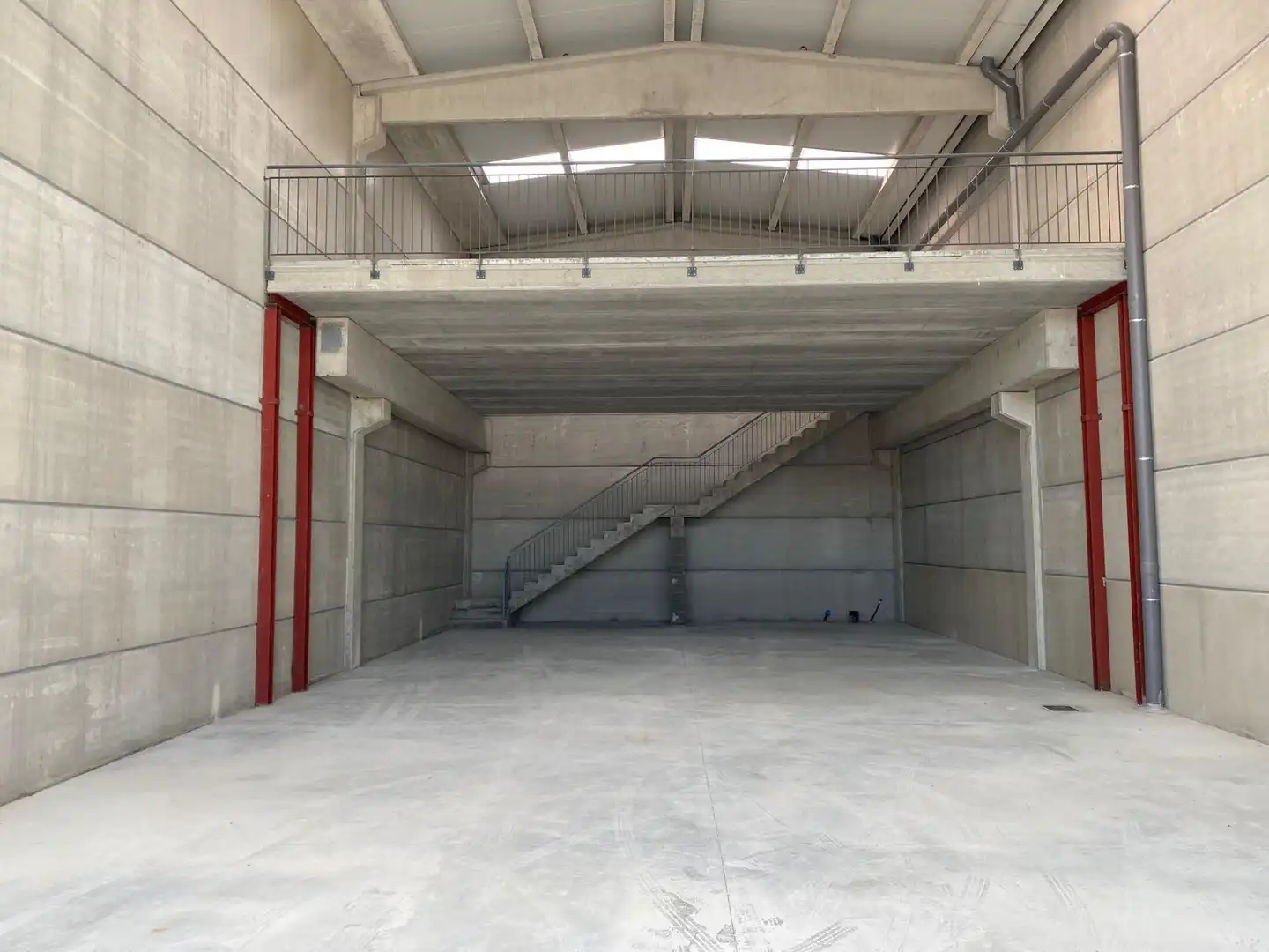 Nave industrial de alquiler en Mas d'En Serra - Els Cards