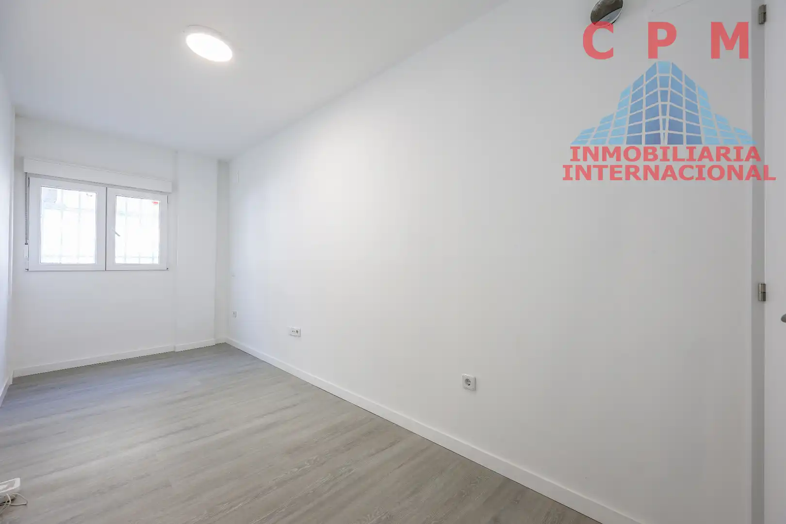Flat for sale in Madrid  with Air Conditioner, Heating and Parquet flooring