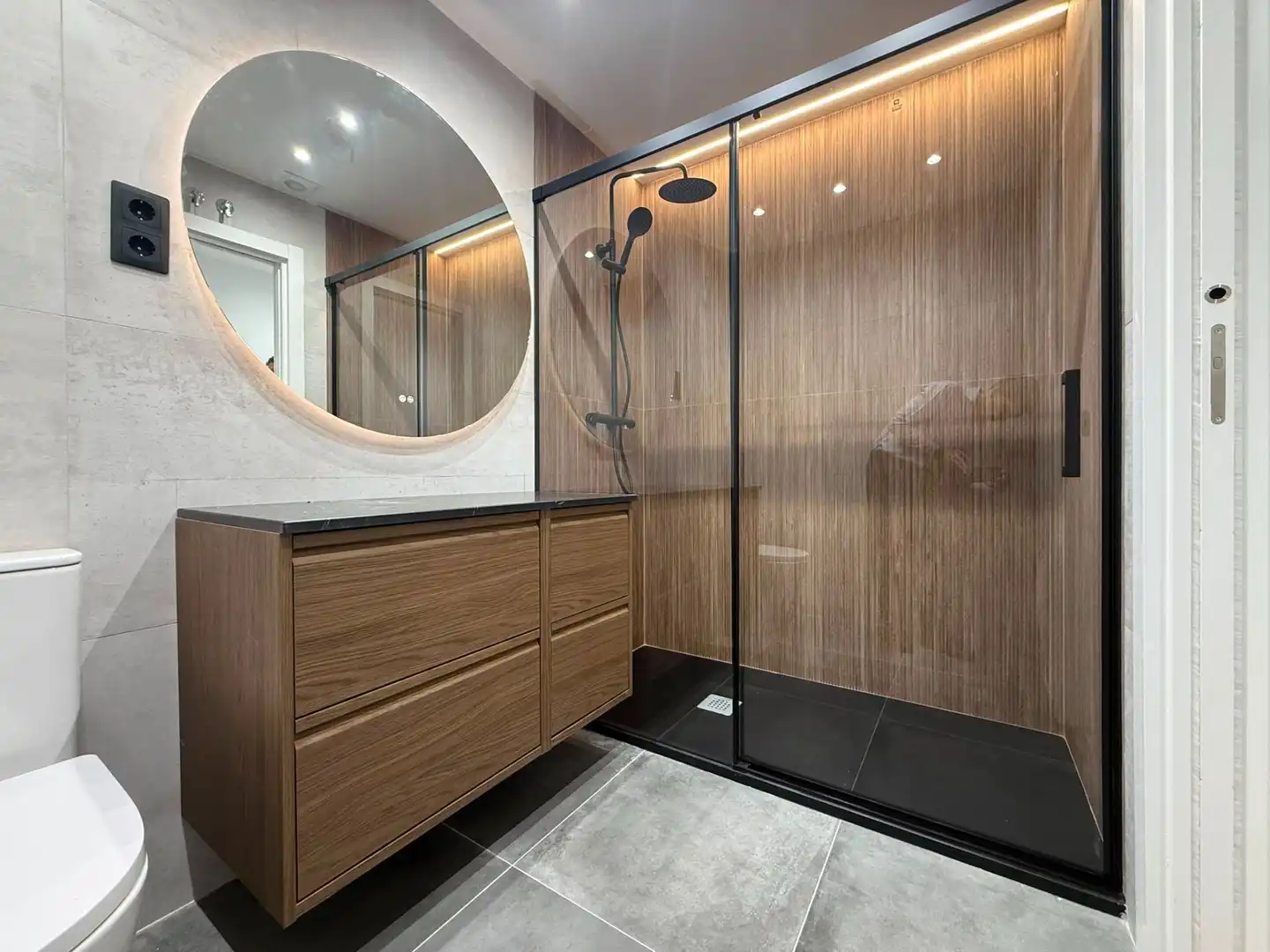 Baño de Piso en venta en Getafe con Aire acondicionado y Calefacción
