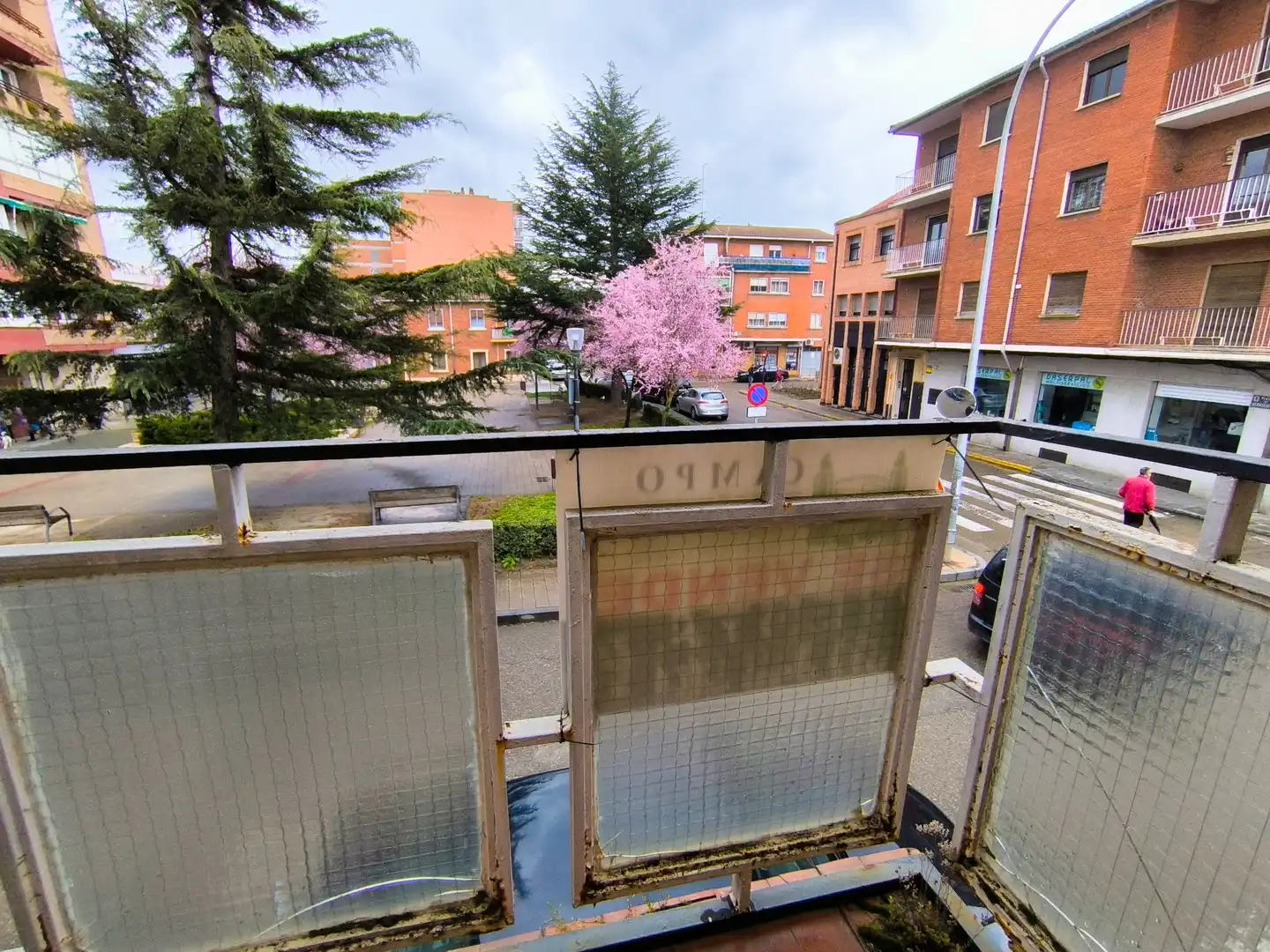 Vista exterior de Edifici en venda en Venta de Baños