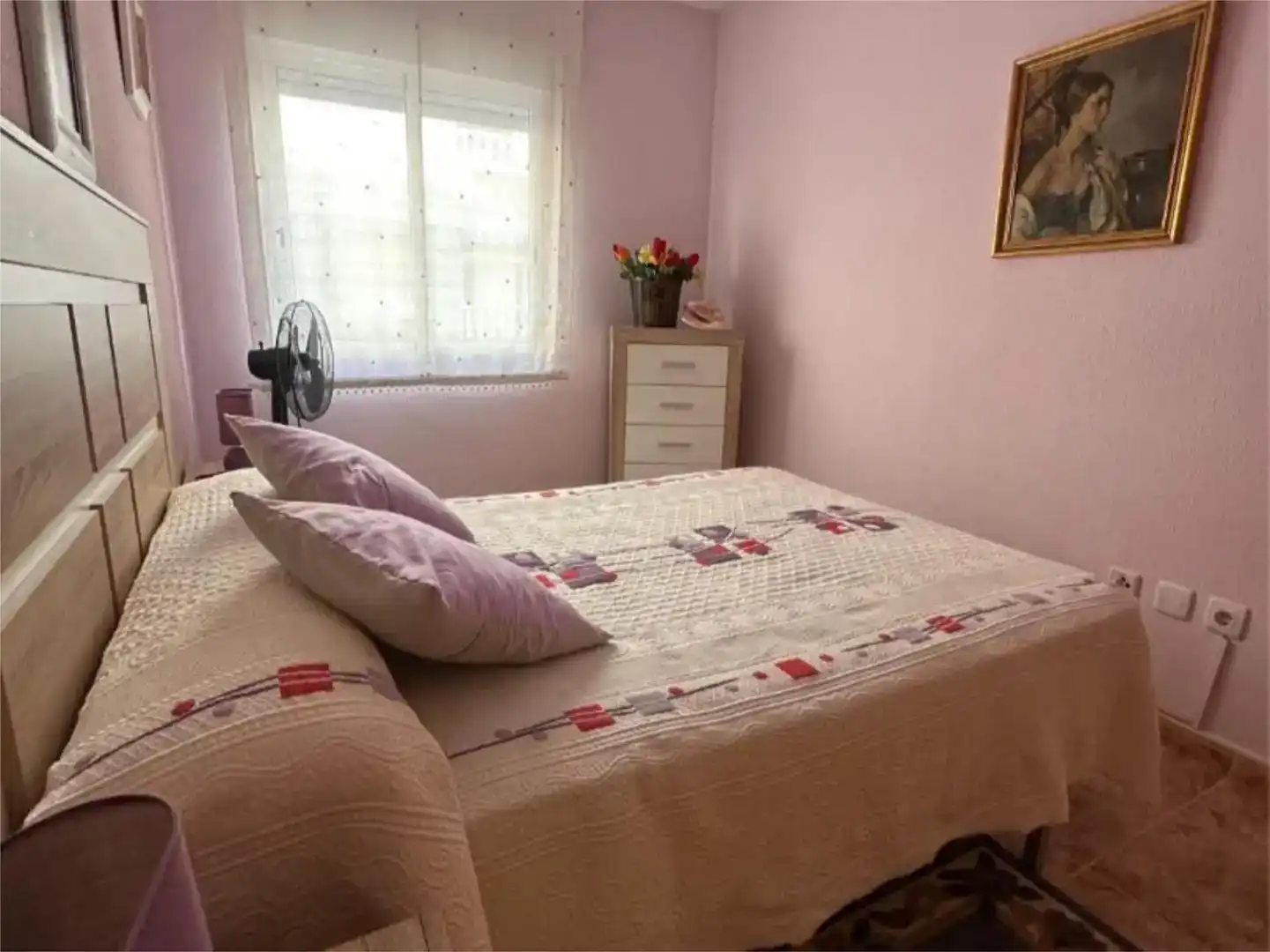 Dormitori de Apartament en venda en Torrevieja amb Balcó