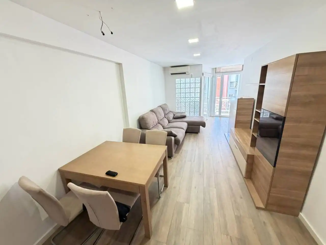 Wohnzimmer von Wohnung zum Verkauf in Barcelona mit Terrasse und Balkon