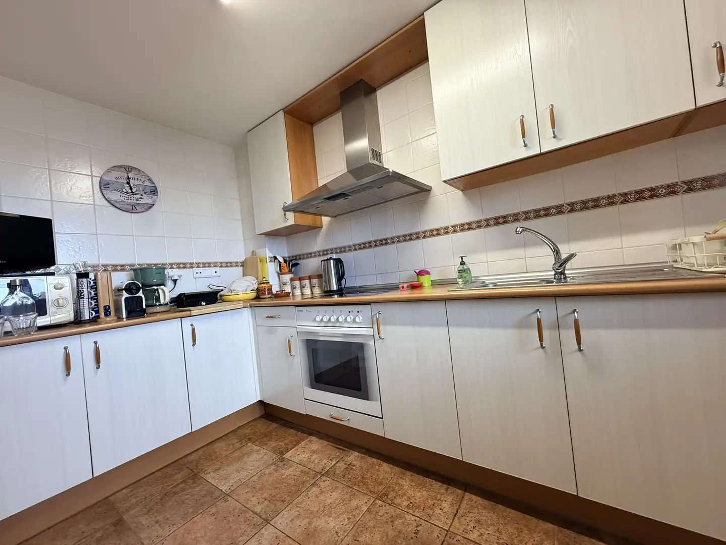 Semi-detached house with pool for sale in Costa Esuri, imagen 10