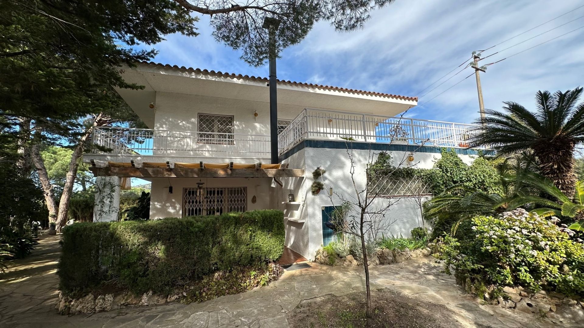Vista exterior de Casa o xalet en venda en Lloret de Mar amb Calefacció, Jardí privat i Terrassa