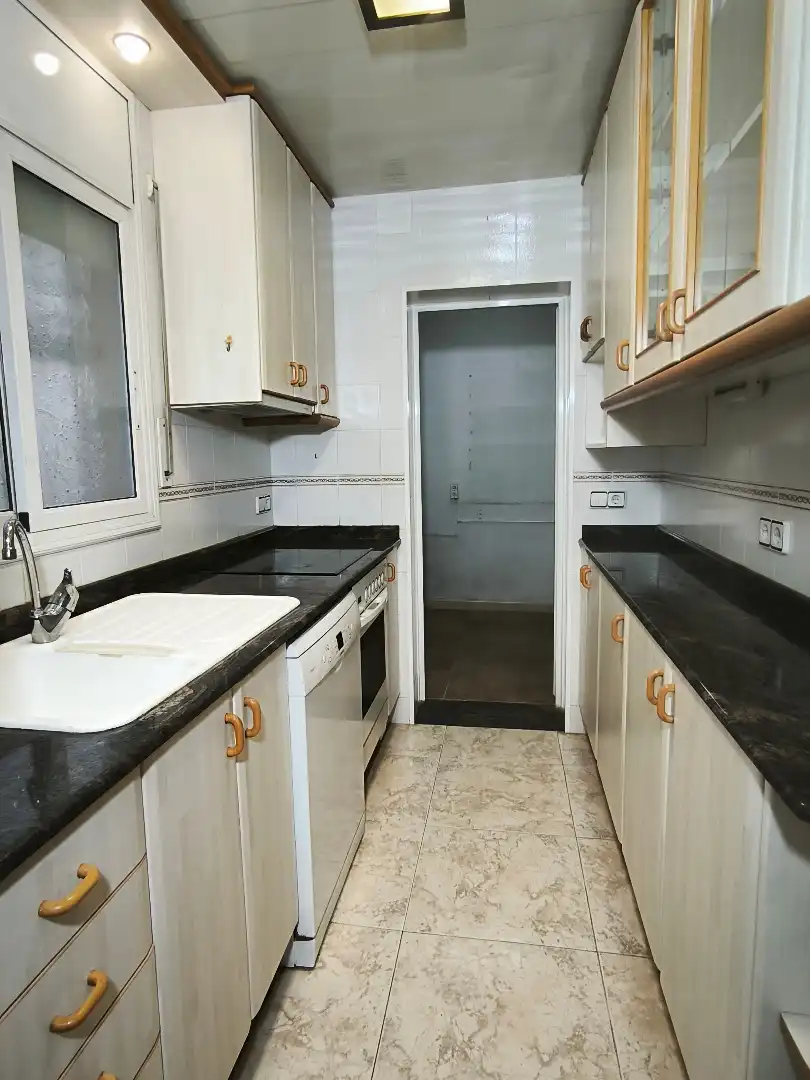 Cuina de Casa o xalet en venda en Lliçà d'Amunt amb Aire condicionat, Calefacció i Jardí privat