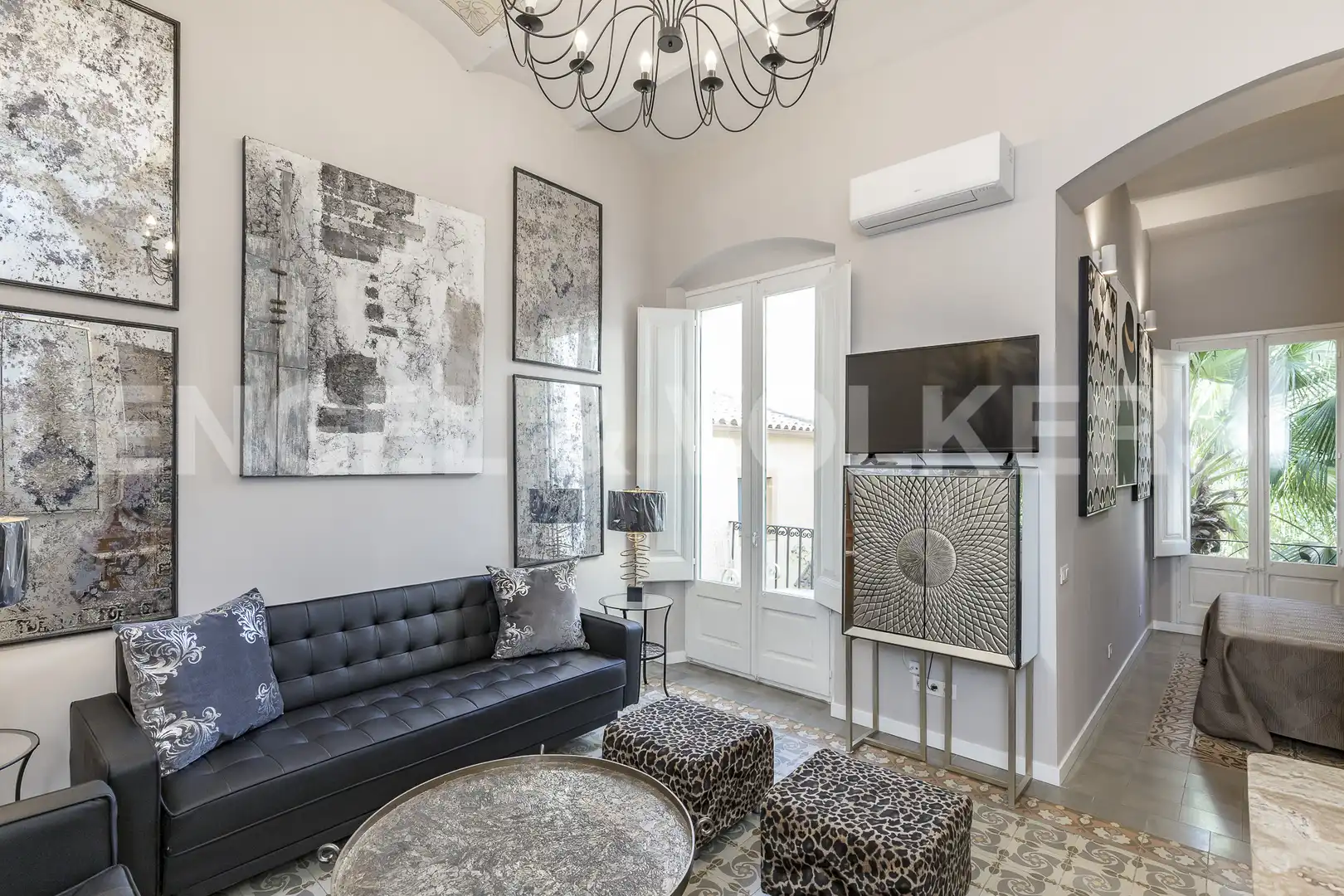 Sala de estar de Finca rústica en venta en Canet de Mar con Aire acondicionado, Calefacción y Jardín privado
