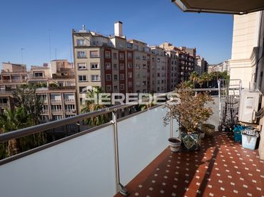 Pis amb ascensor en venda a Sarrià - Sant Gervasi