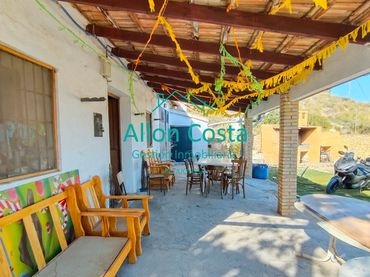 Casa rústica en venta en Pueblo Acantilado - Lanuza