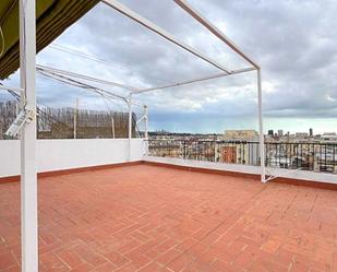 Terrace of Attic to rent in  Barcelona Capital  with Air Conditioner, Heating and Parquet flooring
