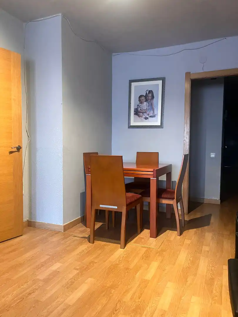 Comedor de Piso en venta en Lleida con Calefacción, Parquet y Amueblado