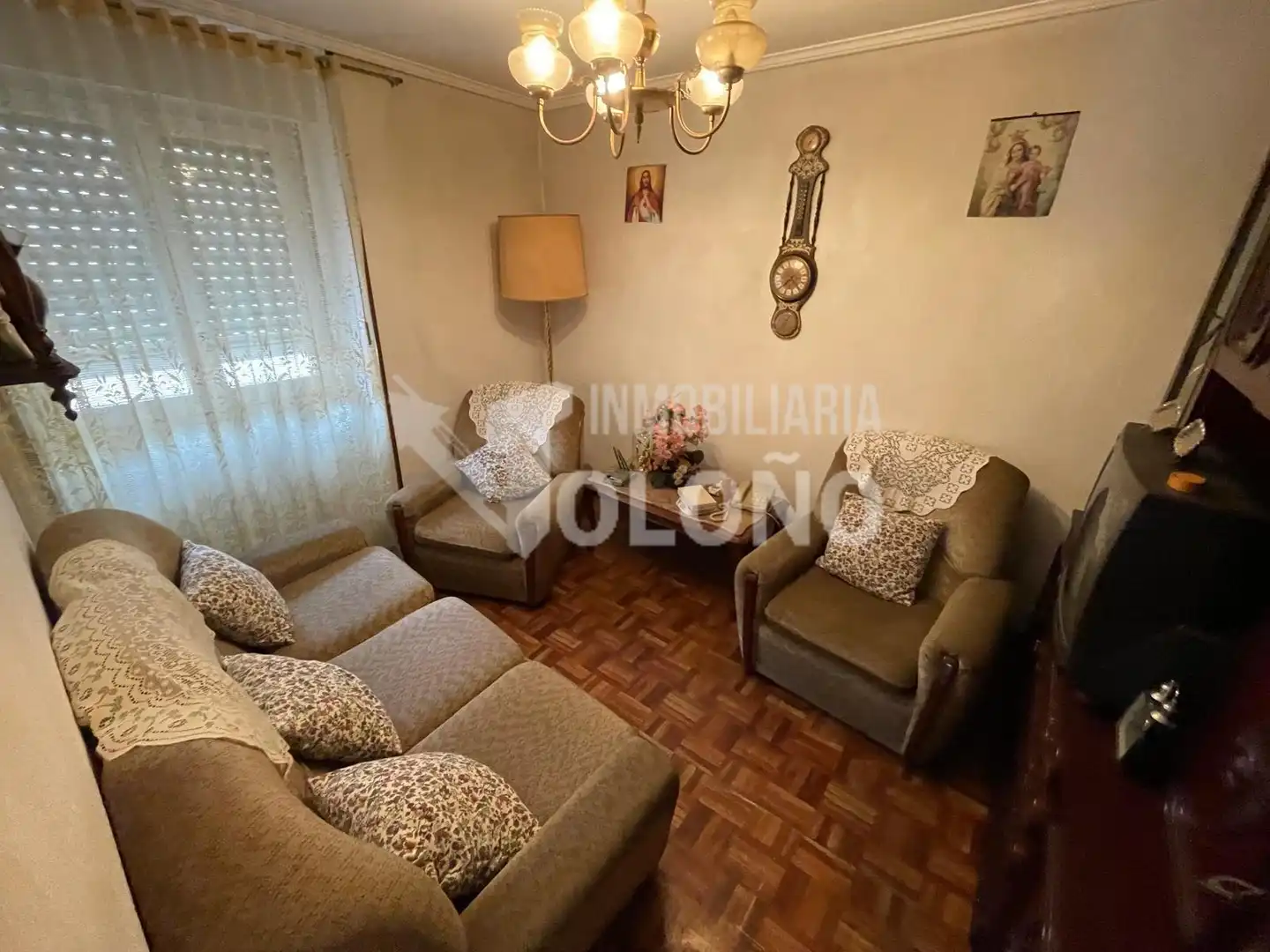 Sala d'estar de Finca rústica en venda en Cuzcurrita de Río Tirón amb Terrassa i Traster