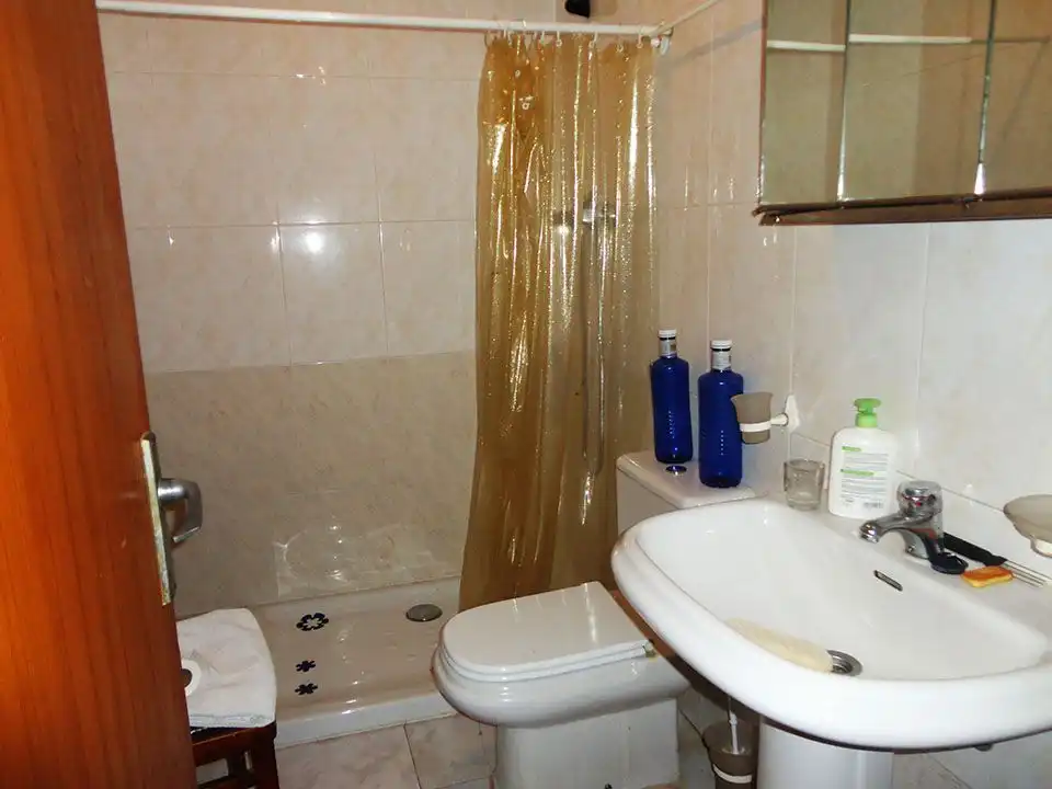 Baño de Finca rústica en venta en Regumiel de la Sierra con Calefacción y Amueblado
