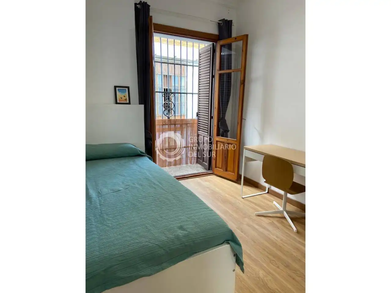 Dormitori de Casa adosada en venda en Puerto Real amb Aire condicionat, Jardí privat i Terrassa