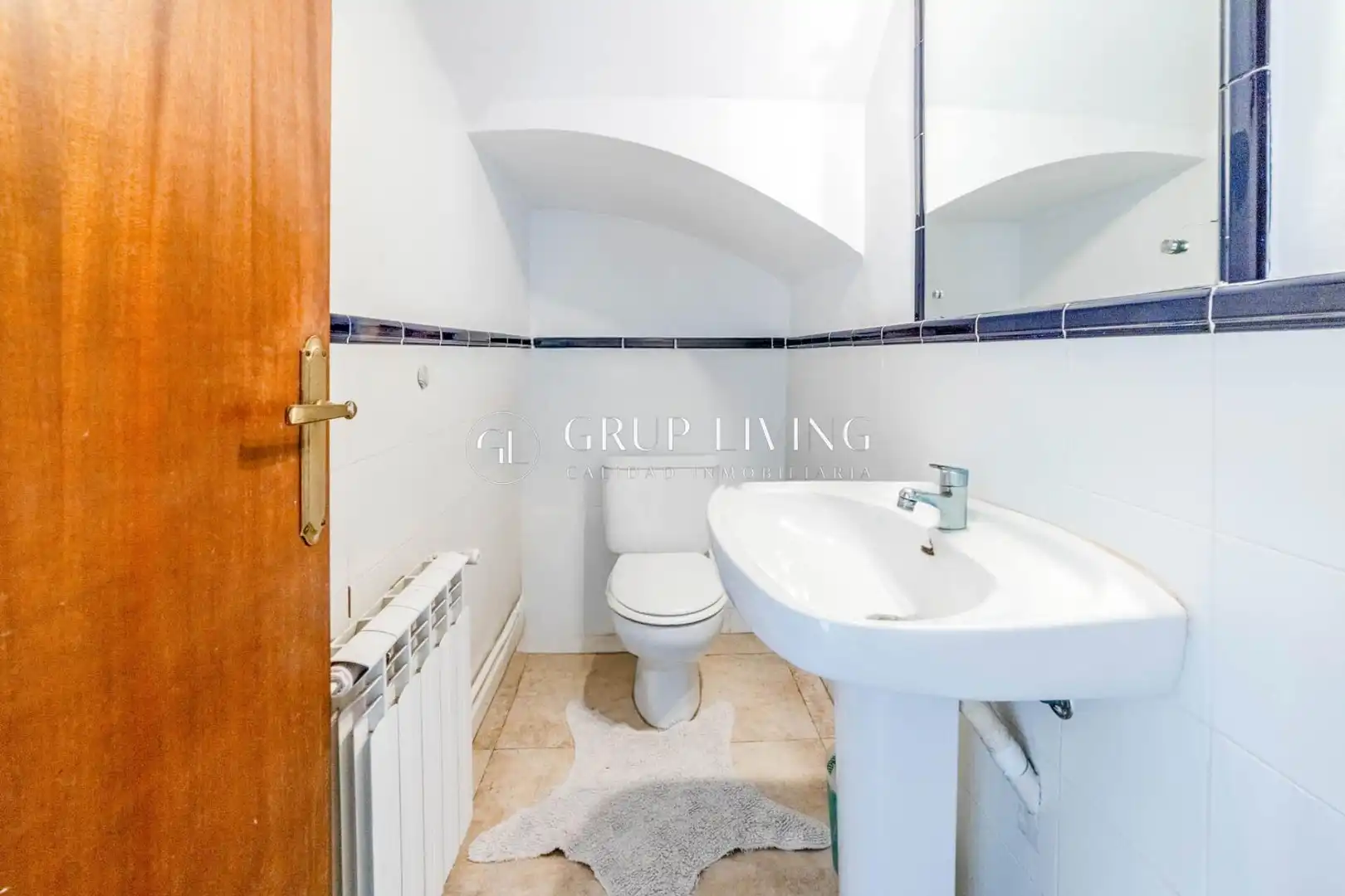 Bathroom of Houses for sale in Sant Pere de Ribes  with Air Conditioner, Heating and Private garden