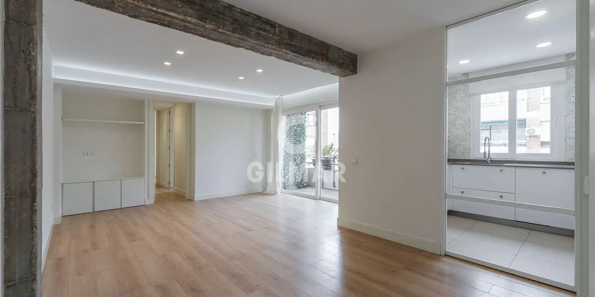 Sala de estar de Piso en venta en Madrid con Calefacción y Balcón