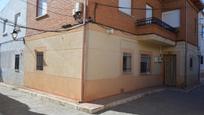 Exterior view of Single-family semi-detached for sale in Tarancón  with Air Conditioner and Balcony