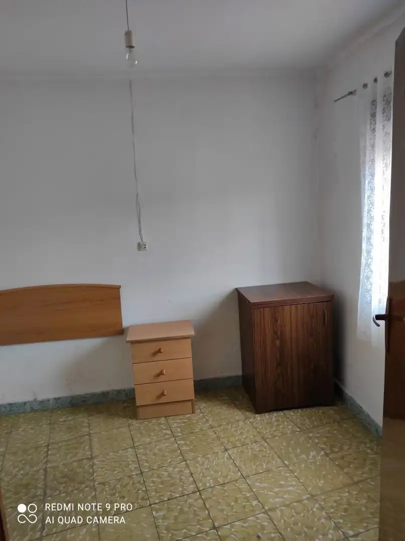 Habitación de Casa o chalet en venta en San Miguel de Valero con Terraza, Trastero y Amueblado