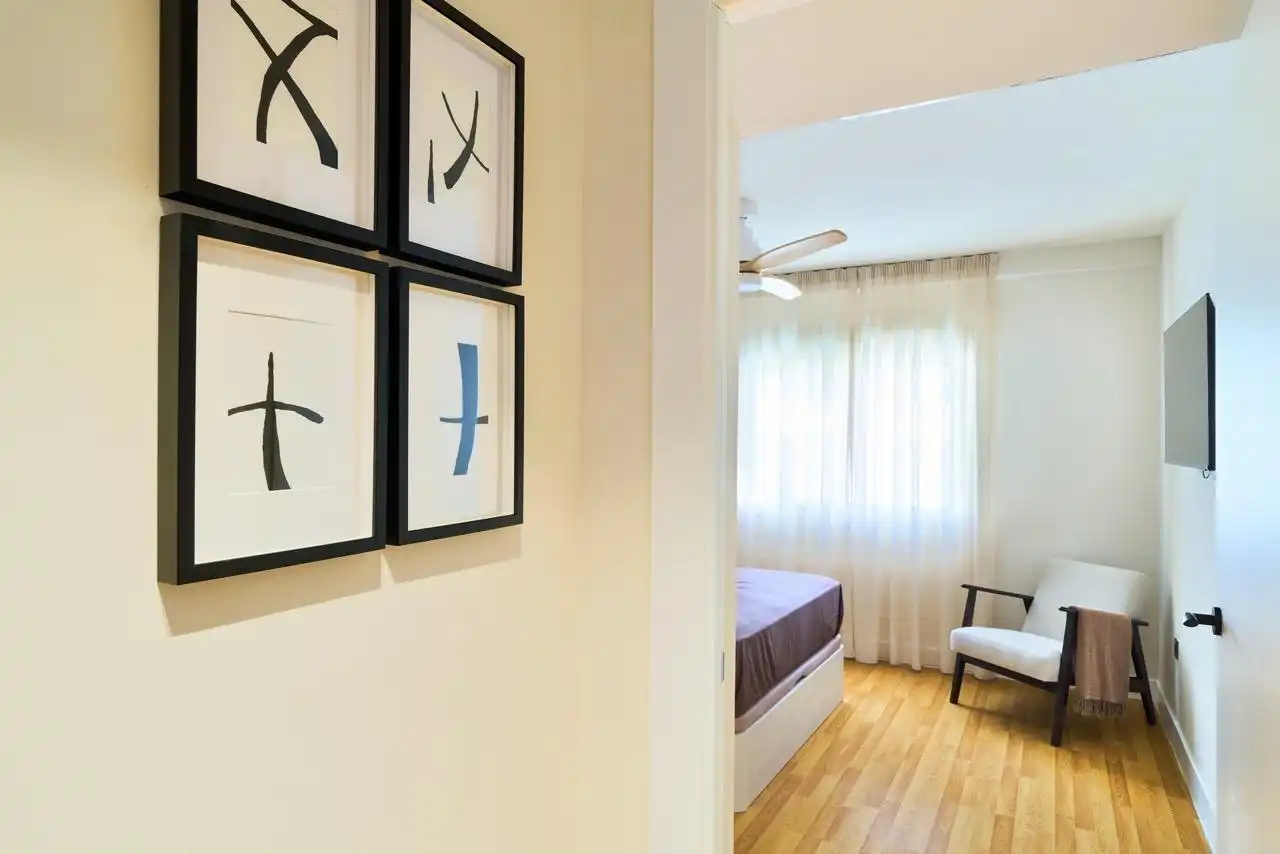 Habitación de Apartamento de alquiler en Fuengirola con Aire acondicionado, Terraza y Amueblado