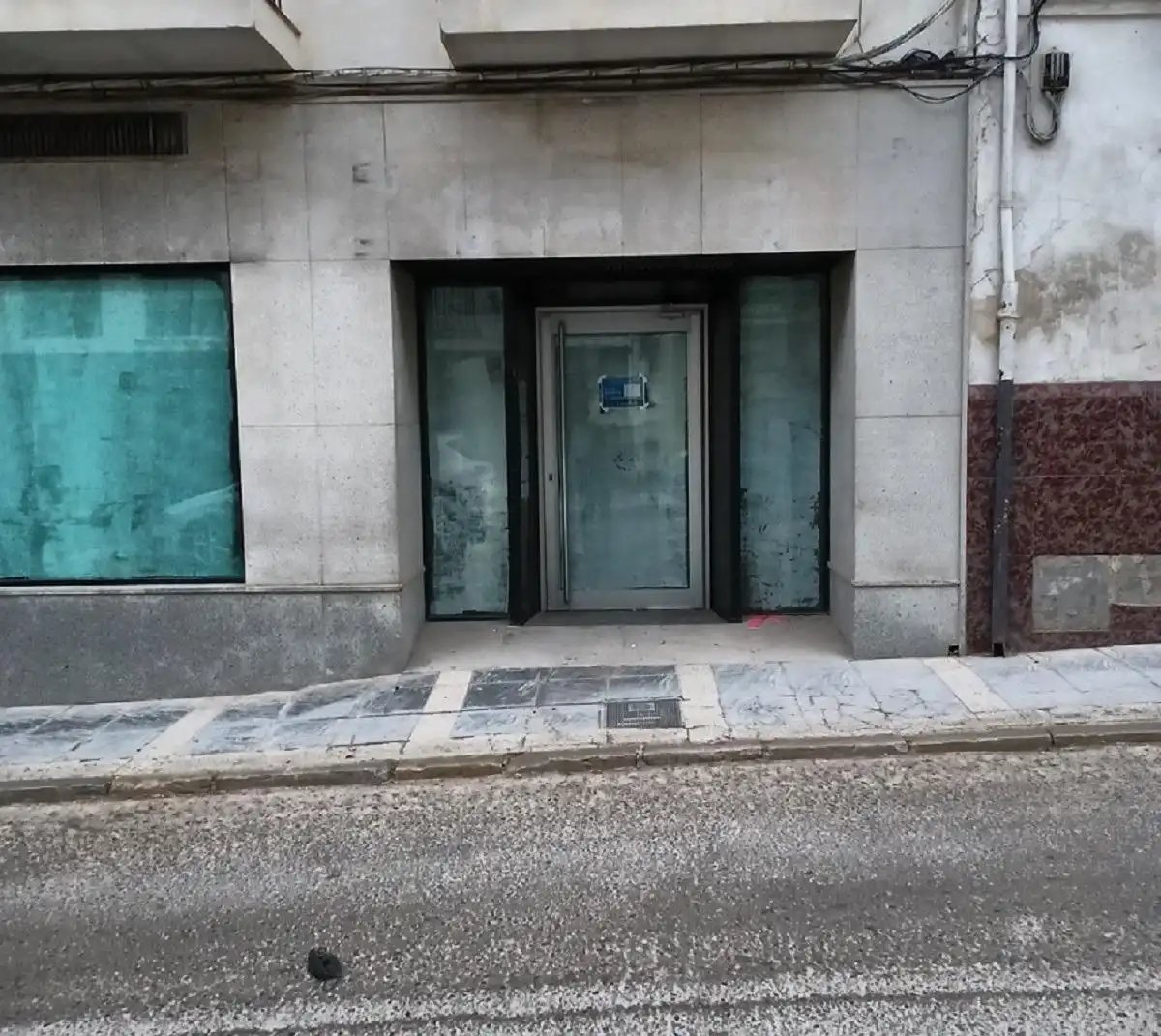 Außenansicht von Büro zum Verkauf in Montefrío