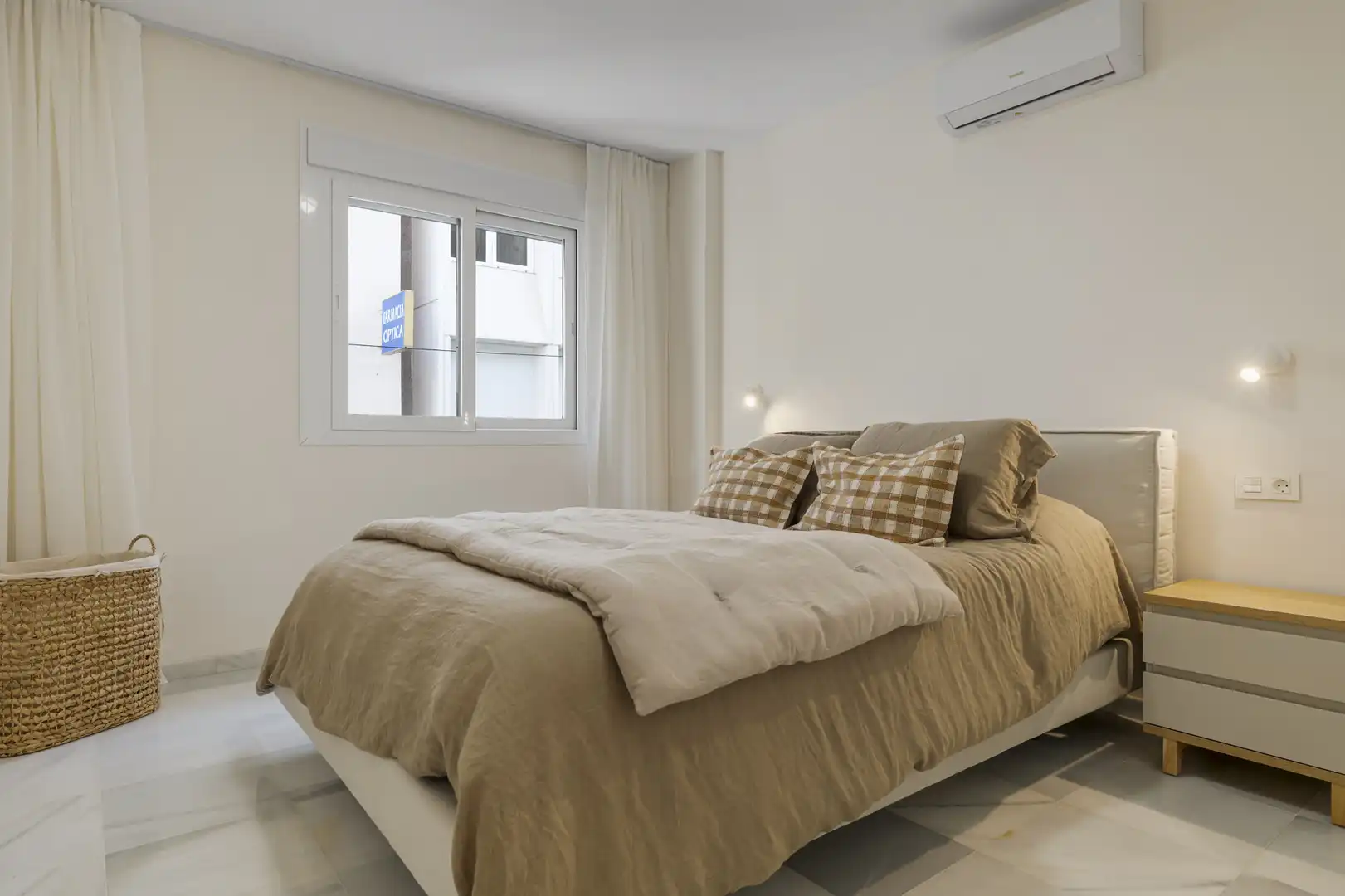 Apartamento con ascensor en venta en Estepona Pueblo, imagen 24