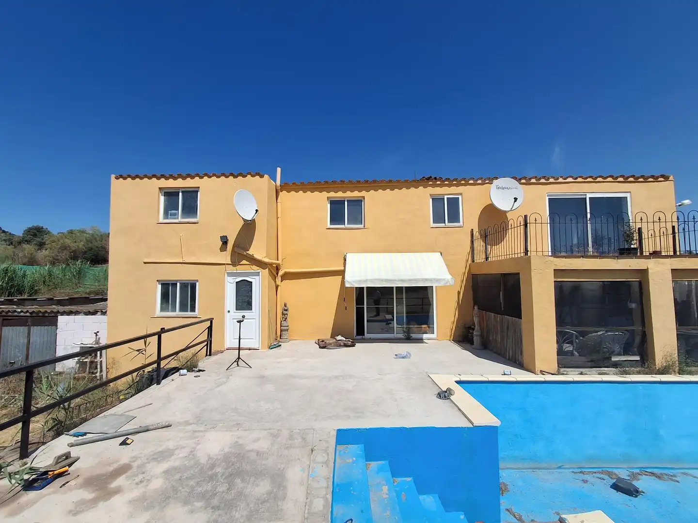 Vista exterior de Casa o chalet en venta en Riba-roja d'Ebre