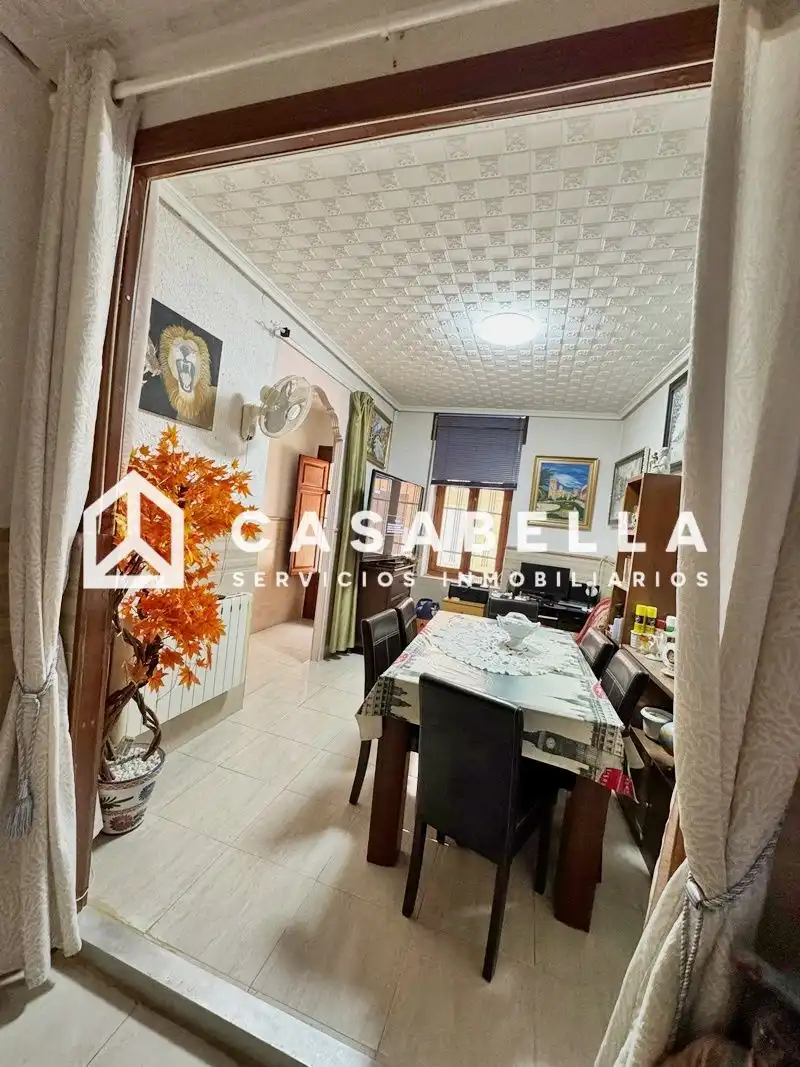 Vista exterior de Casa o xalet en venda en Vinalesa amb Aire condicionat, Calefacció i Jardí privat