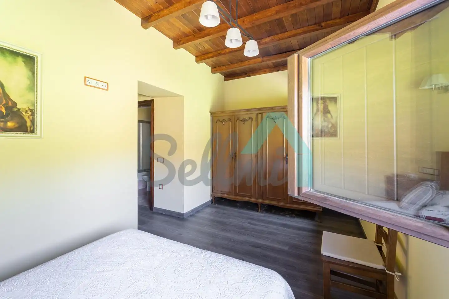 Schlafzimmer von Einfamilien-Reihenhaus zum Verkauf in Teverga mit Abstellraum