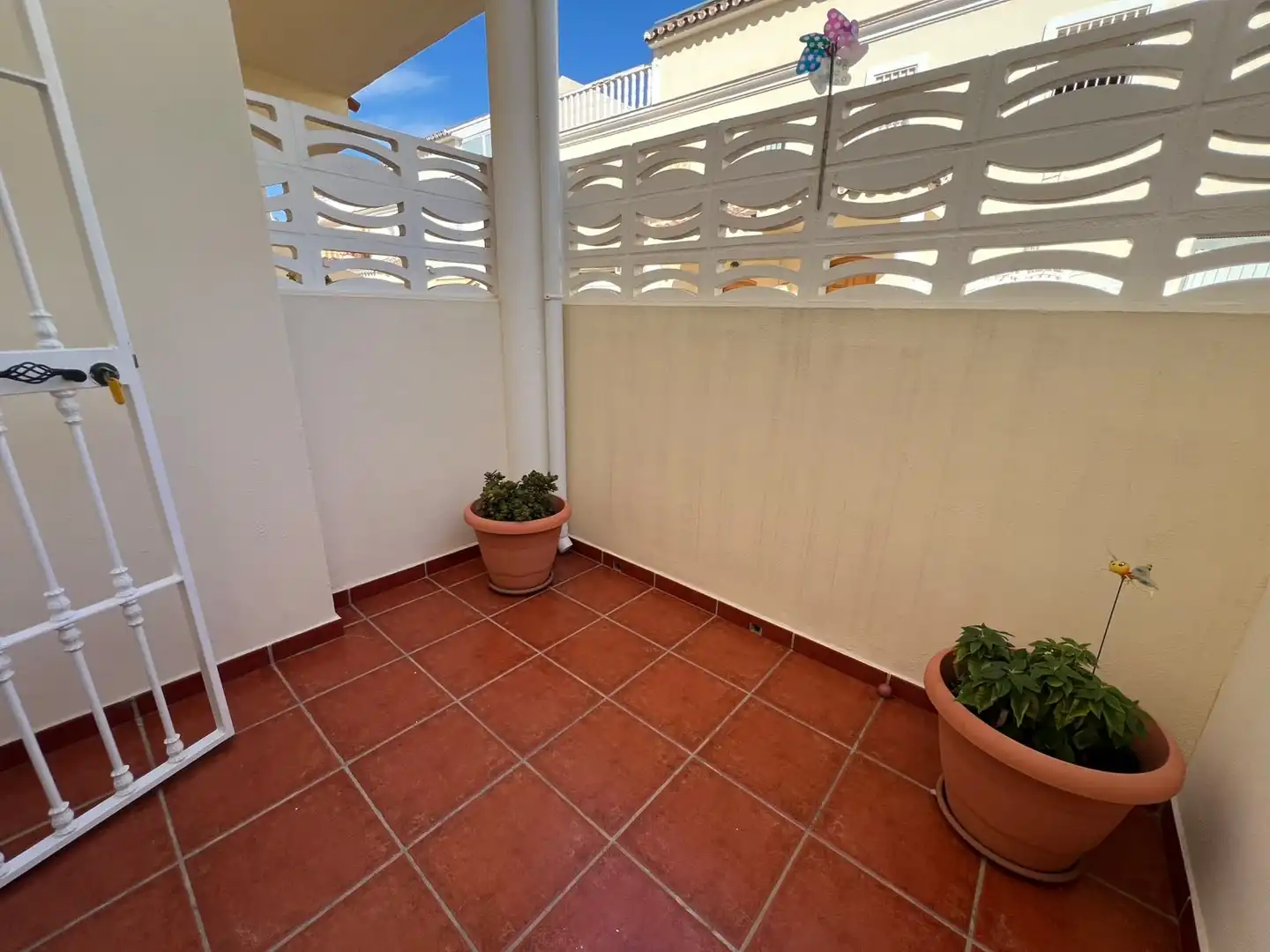 Casa a schiera con piscina in vendita a Avenida Amatista 15, imagen 8